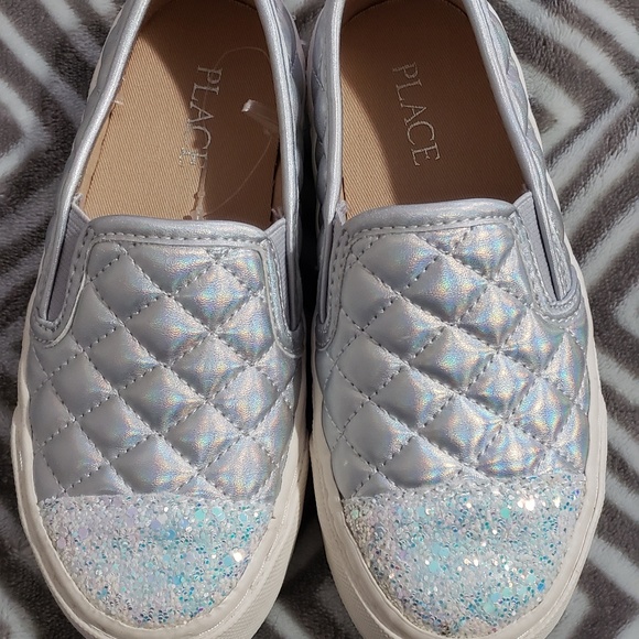 Children's Place Glitter Sneakers - Picture 2 of 3